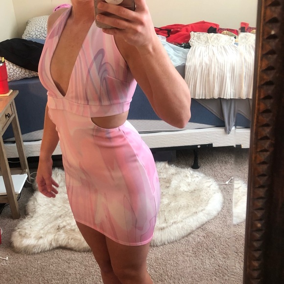 Pink and white fitted tobi mini dress - Picture 5 of 7